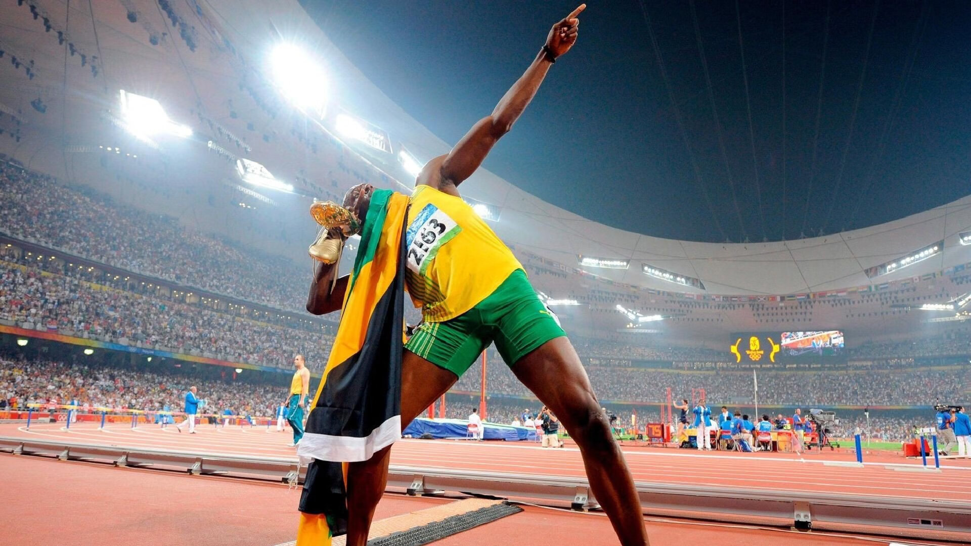 国际击剑邀请赛，绚丽剑光炫动全场，国际击剑协会官网